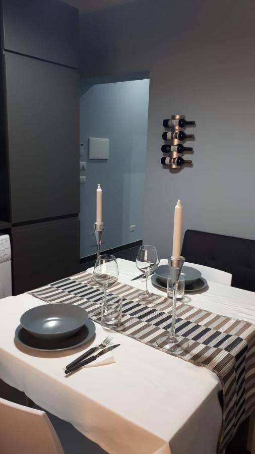 אבולה Maison Ane Marie מראה חיצוני תמונה