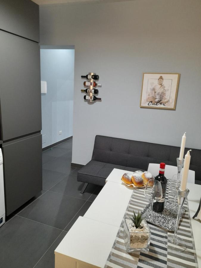 אבולה Maison Ane Marie מראה חיצוני תמונה