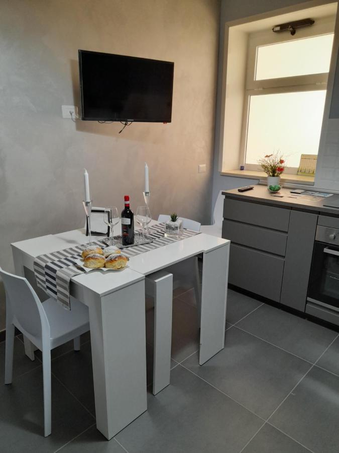 אבולה Maison Ane Marie מראה חיצוני תמונה